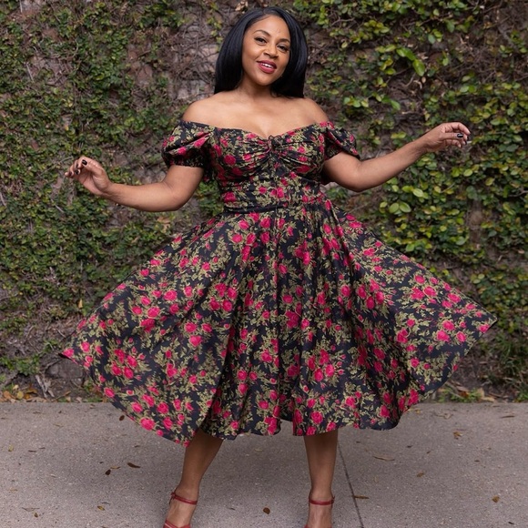 Trashy Diva Dresses & Skirts - TRASHY DIVA Fairytale Rose Puff Sleeve L’Amour